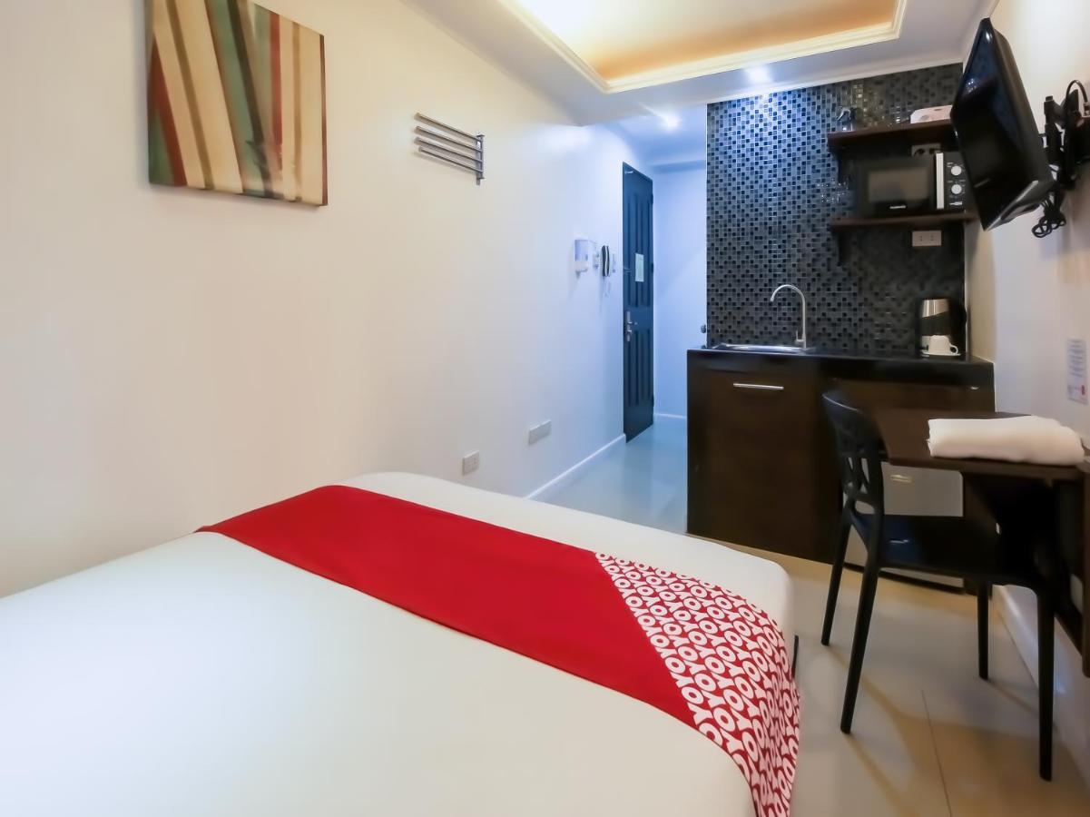 Capital O 860 Nest Nano Suites Makati Makati City Buitenkant foto