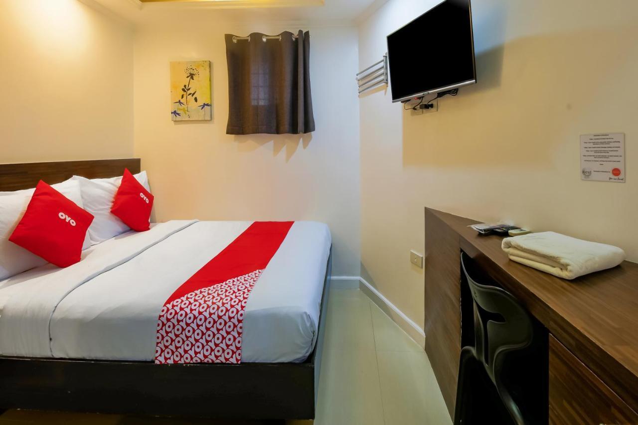 Capital O 860 Nest Nano Suites Makati Makati City Buitenkant foto