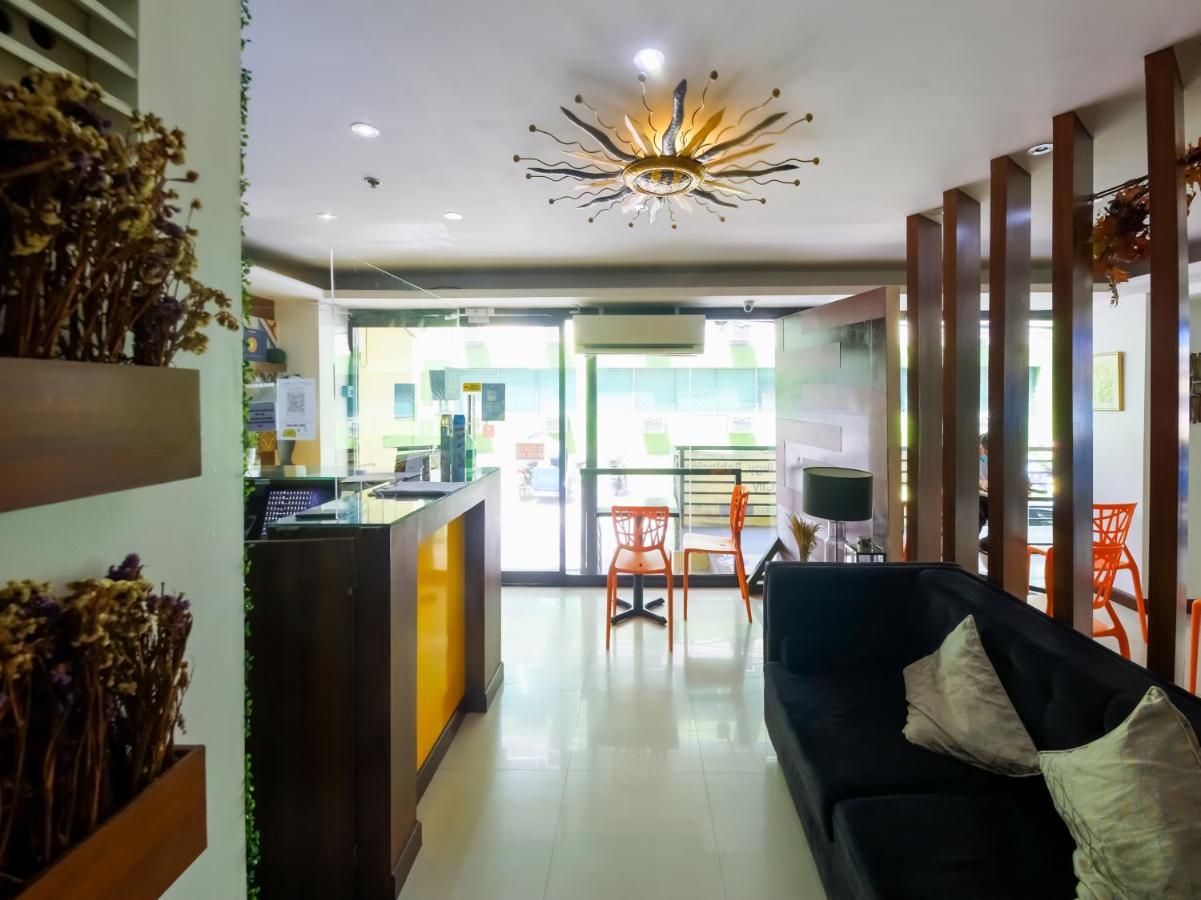Capital O 860 Nest Nano Suites Makati Makati City Buitenkant foto