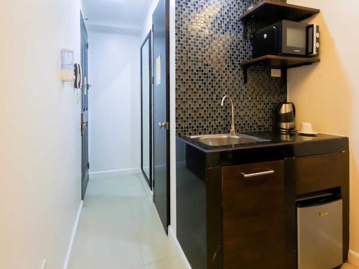 Capital O 860 Nest Nano Suites Makati Makati City Buitenkant foto